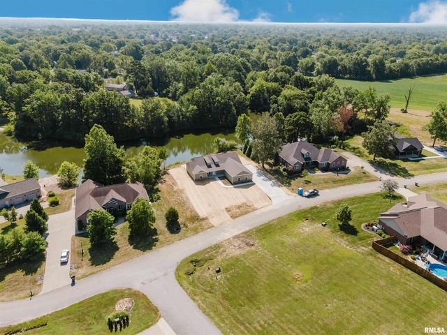 704 Jonathan Lane, Carterville, IL 62918