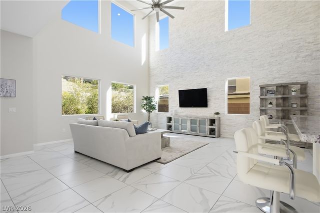 8 Vista Outlook Street, Henderson, NV 89011