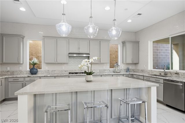 8 Vista Outlook Street, Henderson, NV 89011