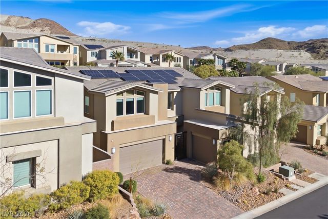 8 Vista Outlook Street, Henderson, NV 89011