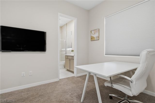 8 Vista Outlook Street, Henderson, NV 89011