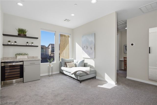 8 Vista Outlook Street, Henderson, NV 89011