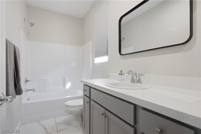 8 Vista Outlook Street, Henderson, NV 89011