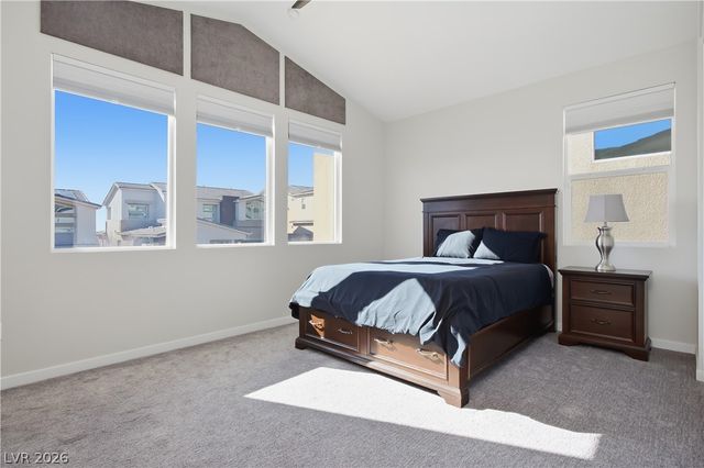 8 Vista Outlook Street, Henderson, NV 89011