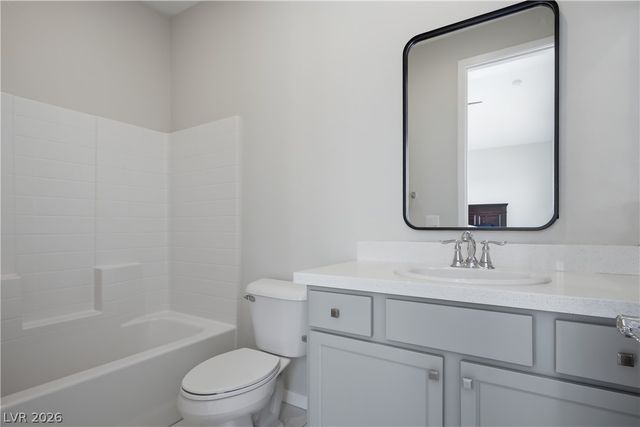 8 Vista Outlook Street, Henderson, NV 89011