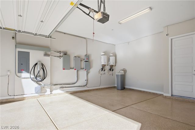8 Vista Outlook Street, Henderson, NV 89011