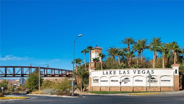 8 Vista Outlook Street, Henderson, NV 89011