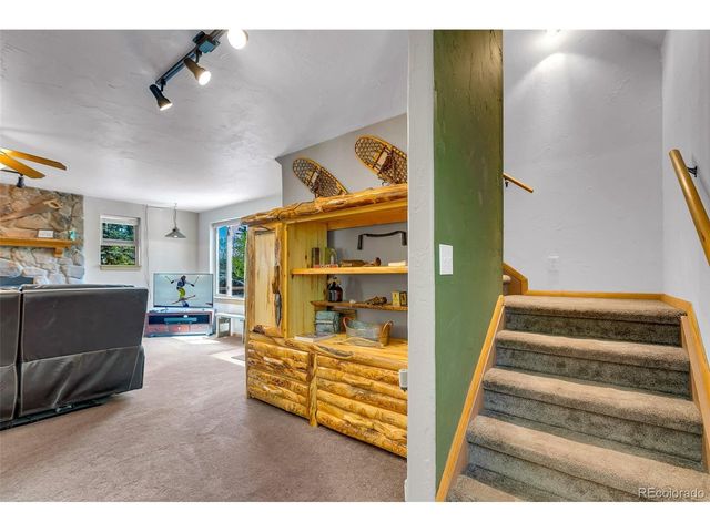 216 Ambush Ln, Jefferson, CO 80456