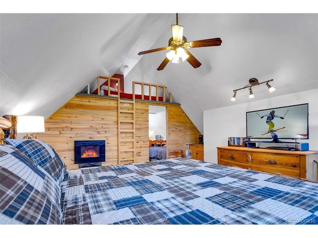 216 Ambush Ln, Jefferson, CO 80456