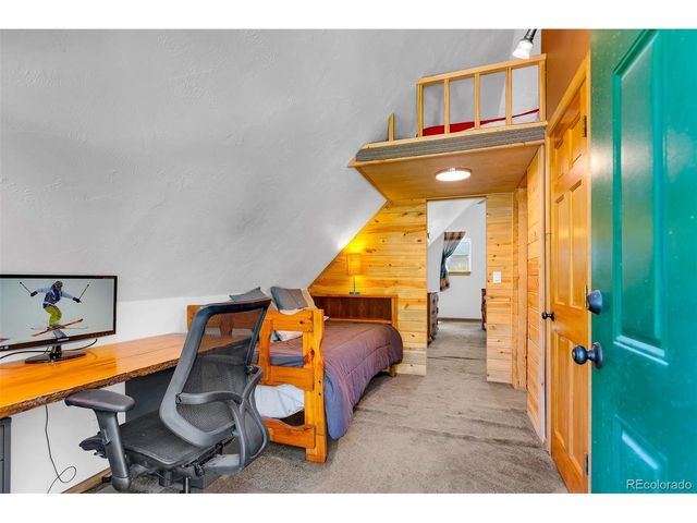 216 Ambush Ln, Jefferson, CO 80456