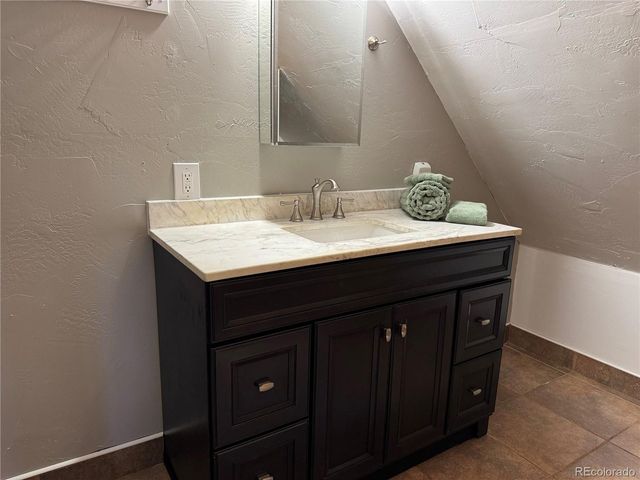 216 Ambush Ln, Jefferson, CO 80456
