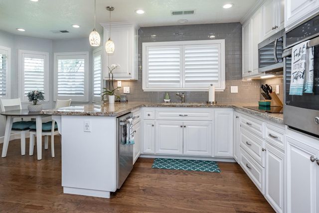 3012 Mammoth Way, Modesto, CA 95355