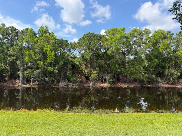 2590 SE South Blackwell Drive, Port St. Lucie, Port St Lucie, FL 34952