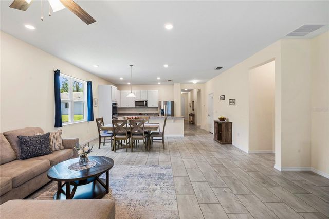 7429 IBIS DRIVE, Lakeland, FL 33810