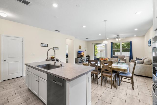 7429 IBIS DRIVE, Lakeland, FL 33810