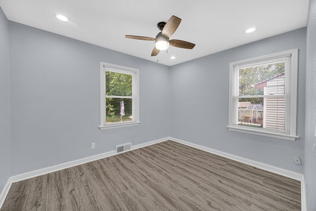 702 N Independence Avenue, Rockford, IL 61101