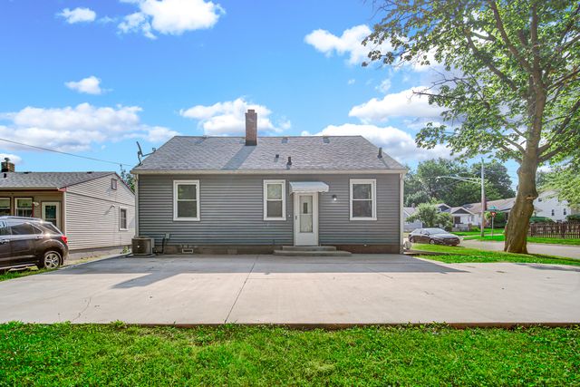 702 N Independence Avenue, Rockford, IL 61101