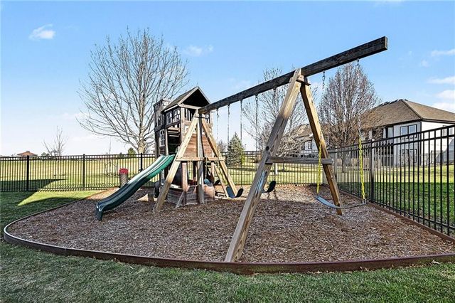 17660 NW 128th Street, Platte City, MO 64079