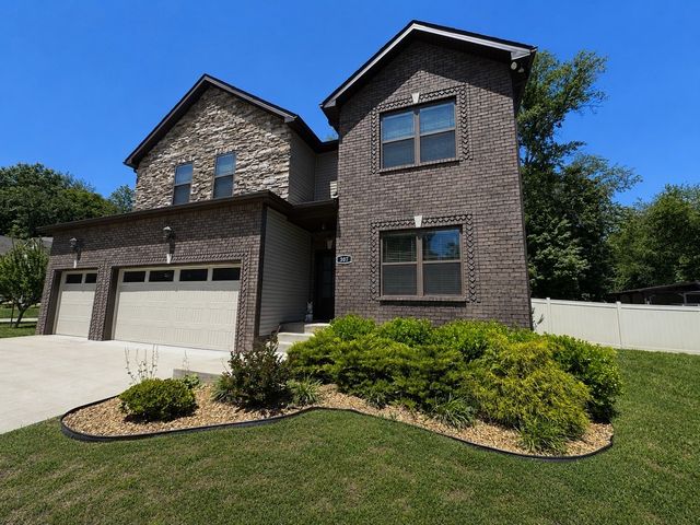 307 Hemp Ct, Clarksville, TN 37042