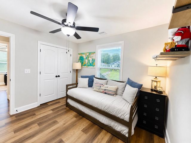 307 Hemp Ct, Clarksville, TN 37042