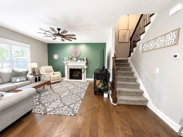 307 Hemp Ct, Clarksville, TN 37042
