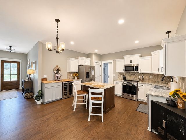 307 Hemp Ct, Clarksville, TN 37042
