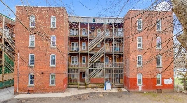 236-240 Locust St, Springfield, MA 01108