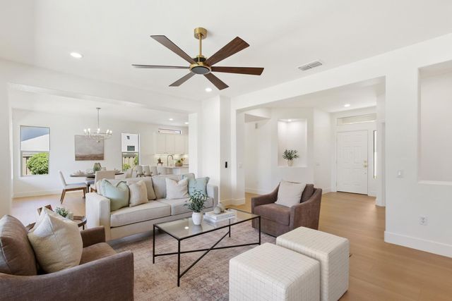 2240 Prairie View Ln, Lincoln, CA 95648
