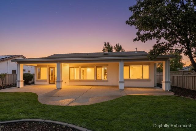 2240 Prairie View Ln, Lincoln, CA 95648