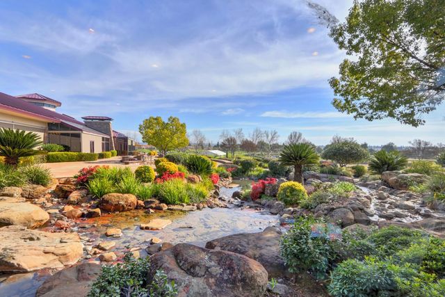 2240 Prairie View Ln, Lincoln, CA 95648