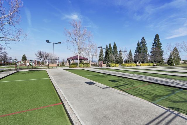 2240 Prairie View Ln, Lincoln, CA 95648