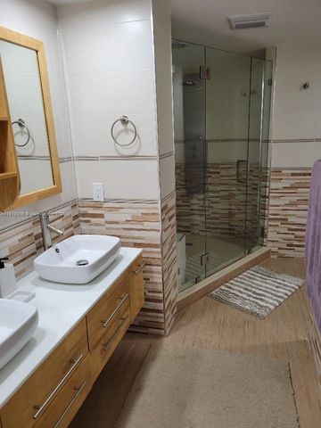 1833 S Ocean Dr 307, Hallandale Beach, FL 33009