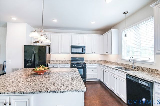 6017 W Stonepath Garden Dr, Chester, VA 23831