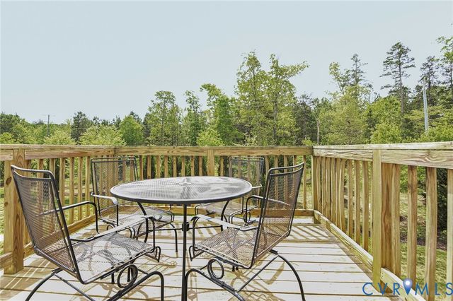 6017 W Stonepath Garden Dr, Chester, VA 23831