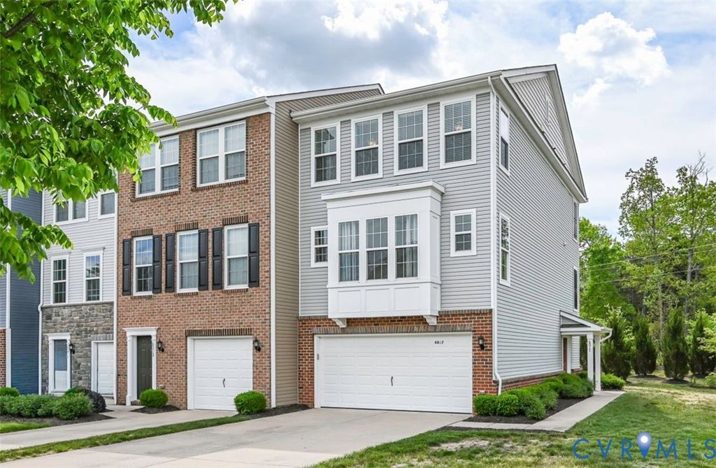 6017 W Stonepath Garden Dr, Chester, VA 23831