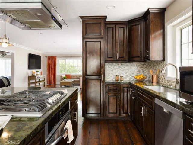 1057 W 13th, San Pedro, CA 90731