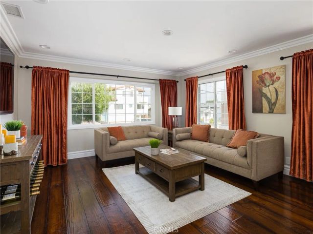 1057 W 13th, San Pedro, CA 90731