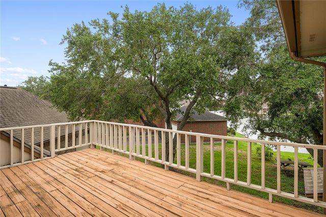 4510 Canyon Lake Cir, Corpus Christi, TX 78413