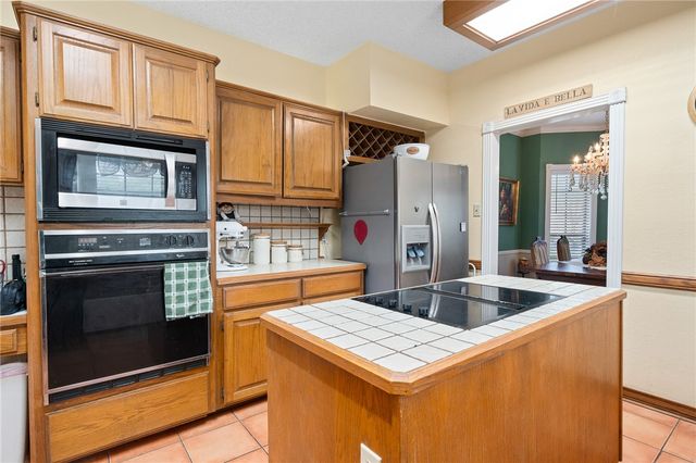 4510 Canyon Lake Cir, Corpus Christi, TX 78413