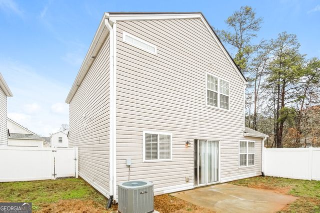 542 W Oaks Drive, Woodstock, GA 30188