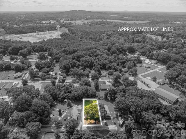 2820 Westview Street, Gastonia, NC 28056