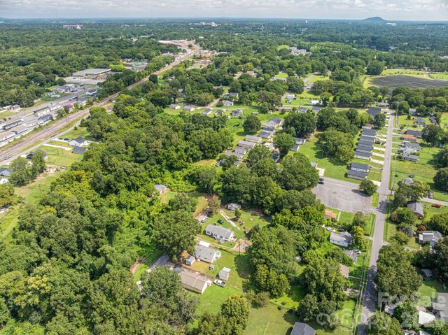 2820 Westview Street, Gastonia, NC 28056