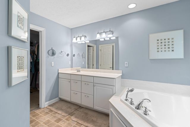 4827 Rays Circle, Dublin, OH 43016