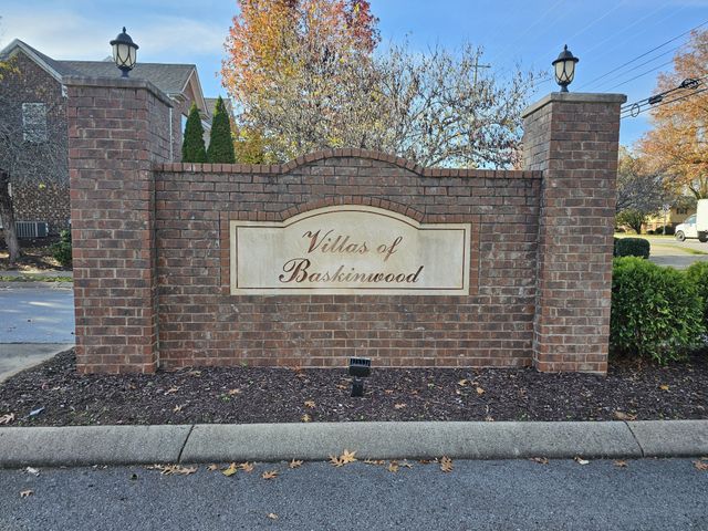 322 Rowlette Cir, Murfreesboro, TN 37127