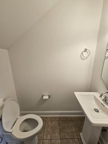 322 Rowlette Cir, Murfreesboro, TN 37127