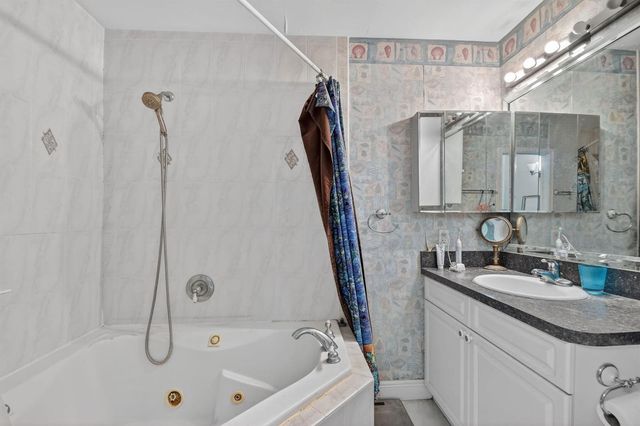 5155 Pine Drive, Boynton Beach, FL 33437