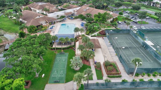 5155 Pine Drive, Boynton Beach, FL 33437