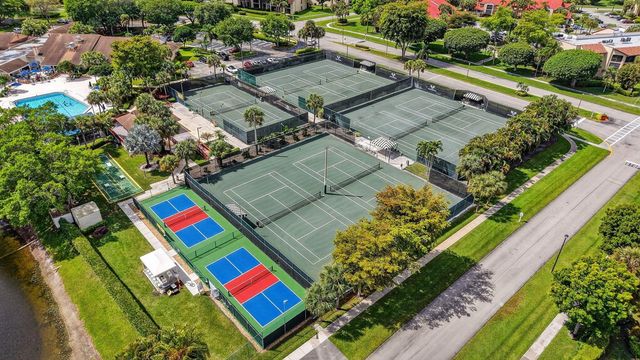 5155 Pine Drive, Boynton Beach, FL 33437