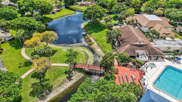 5155 Pine Drive, Boynton Beach, FL 33437
