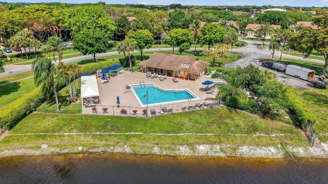 5155 Pine Drive, Boynton Beach, FL 33437